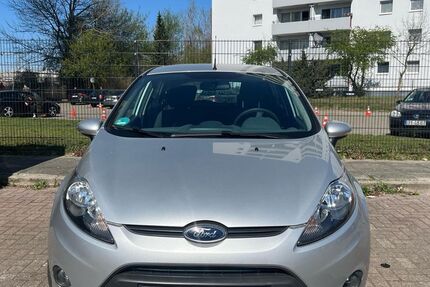 Ford Fiesta 78.000 km 6.000 &euro; Buxtehude 21614