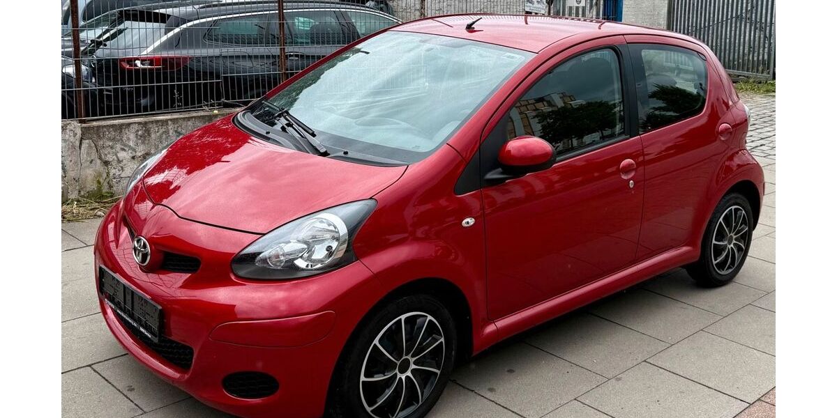 Toyota Aygo (X) 32.000 km 5.750 &euro; Hamburg 20097