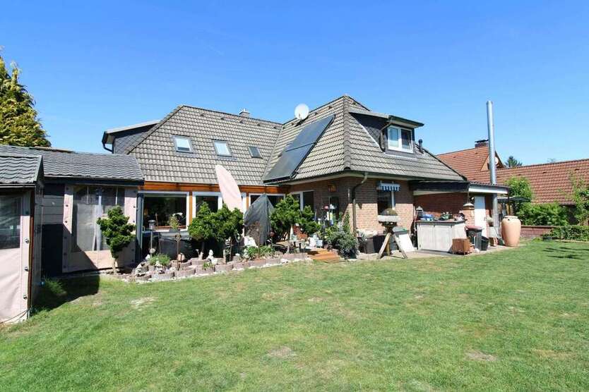 Haus zum Kaufen in Drage 680.000 € 215.28 m²