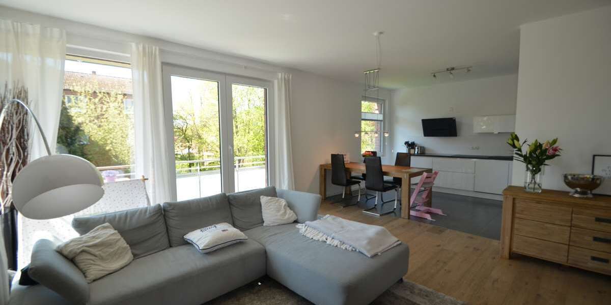 Wohnung zum Mieten in Hamburg Poppenbüttel 1.600 € 98 m² 3 zimmer