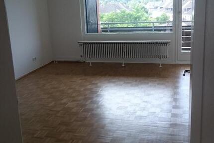 REINBEK-NEUSCHÖNNINGSTEDT- 4-Zi.-Endetagen-Wohnung provisionsfrei zimmer