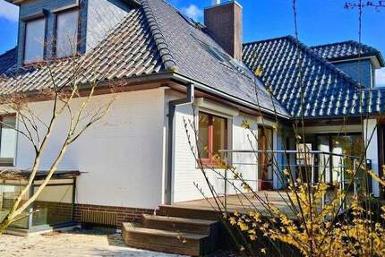 Haus Hamburg Niendorf - 8 Zimmer, 210 m&sup2;, 1.150.000&euro; | Angebot:26217831