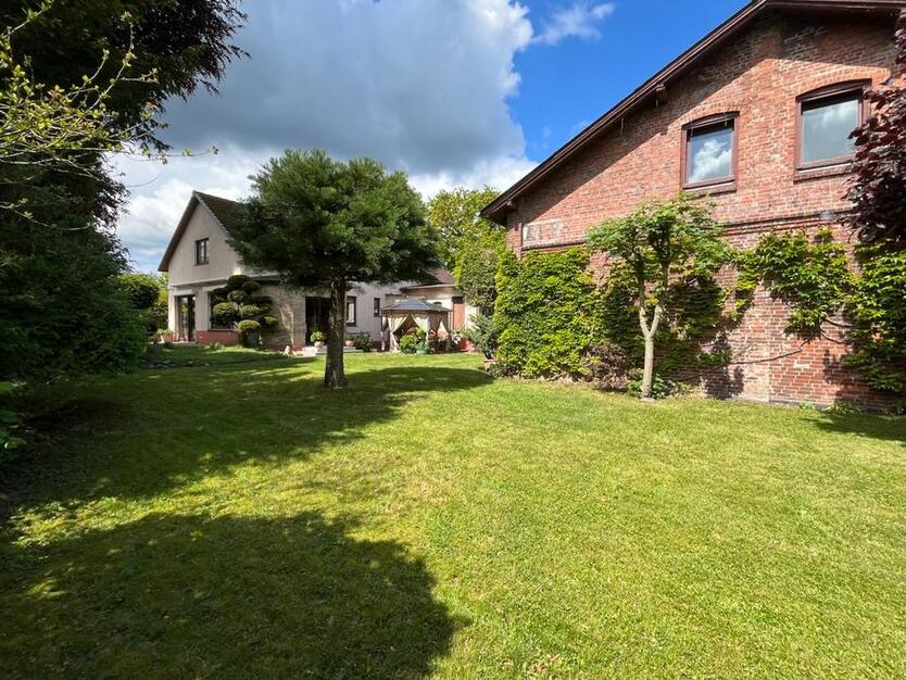 Rellingen gr. Einfamilienhaus und gr. Backsteinhaus Loft