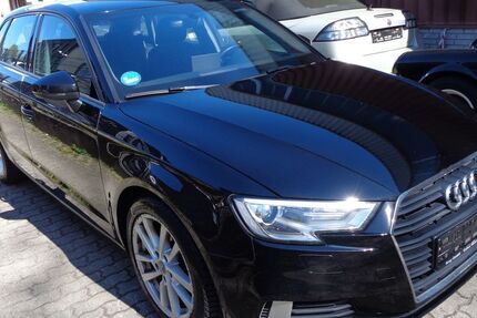 Audi A3 106.251 km 13.990 &euro; Hamburg 22399