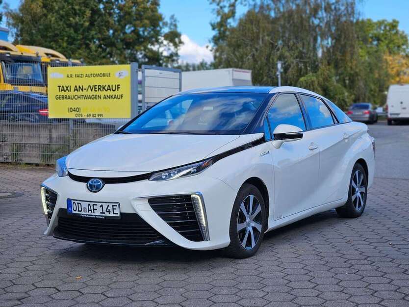 Toyota Mirai 81.000 km 8.450 € Hamburg 20539