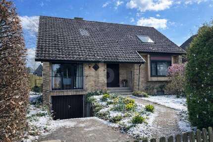 Haus Hamburg Wandsbek - 5 Zimmer, 138 m&sup2;, 3.300&euro; | Angebot:25439535