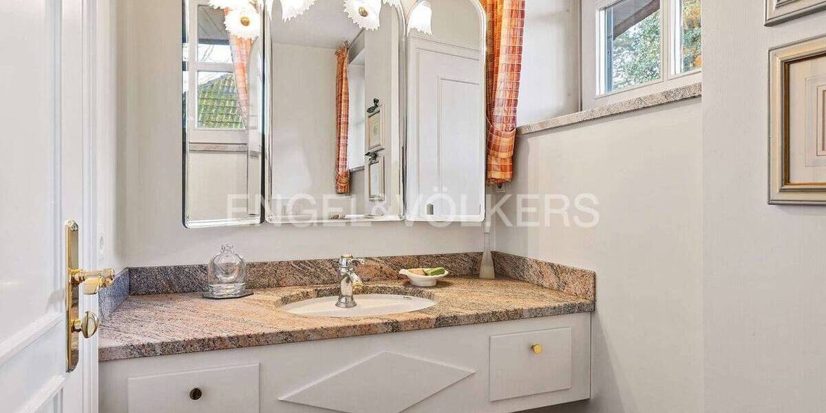 Einfamilienhaus Norderstedt Garstedt - 6 Zimmer, 253 m&sup2;, 950.000&euro; | Angebot:26346985