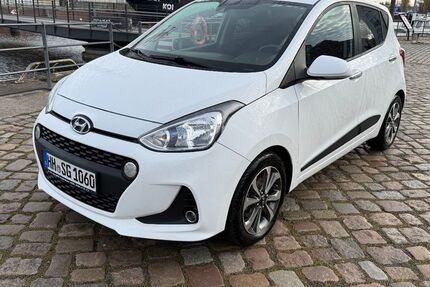 Hyundai i10 42.000 km 8.890 € Hamburg 21079