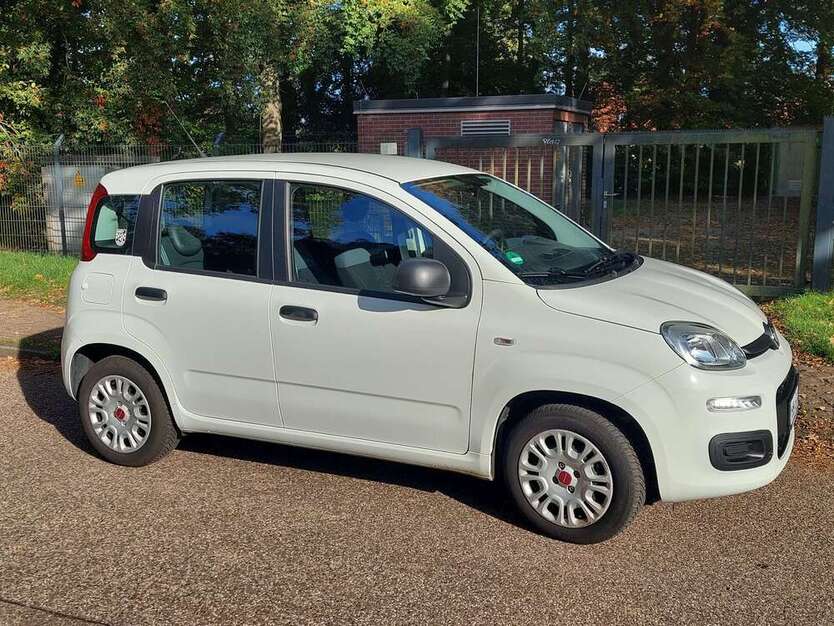 Fiat Panda 11.917 km 9.799 € Hamburg Rissen 22559