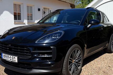 Porsche Macan 84.000 km 54.300 &euro; Hamburg 22529