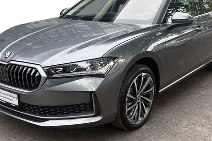 Skoda Superb 4.700 km 57.950 &euro; Hamburg 22111
