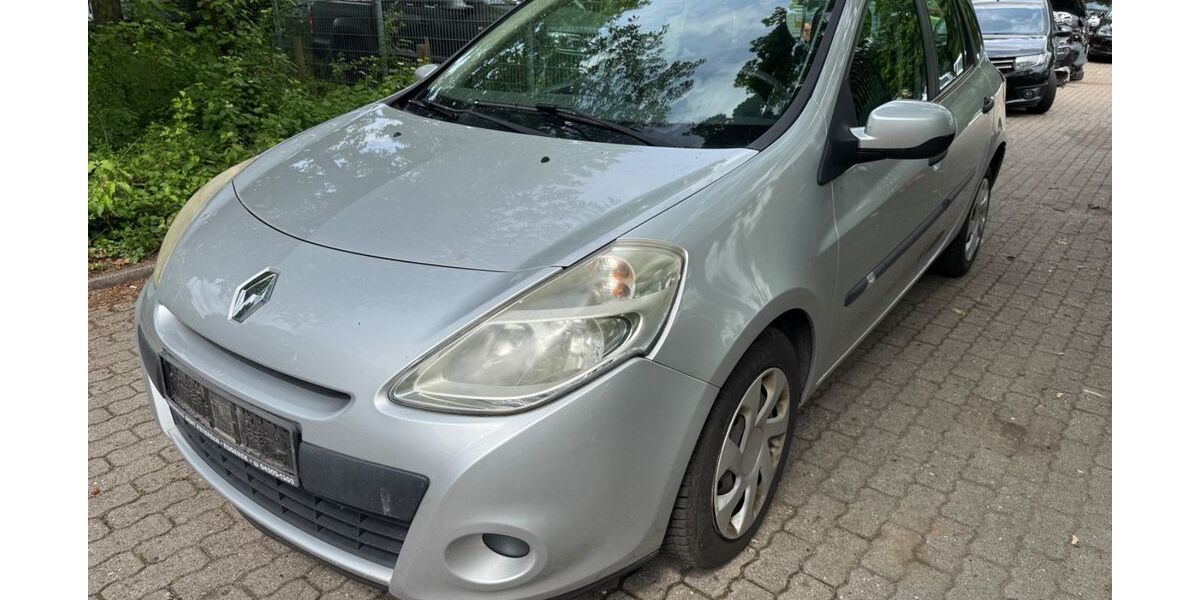 Renault Clio 220.000 km 1.450 &euro; Hamburg 22043