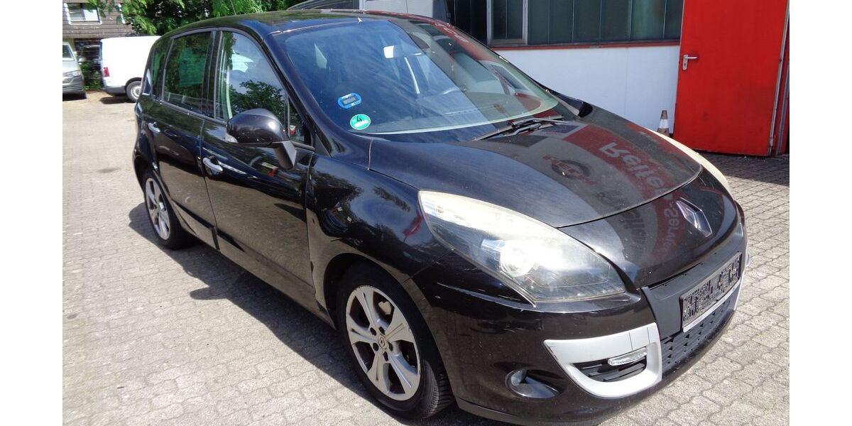 Renault Scenic 153.485 km 2.350 &euro; Hamburg 22399