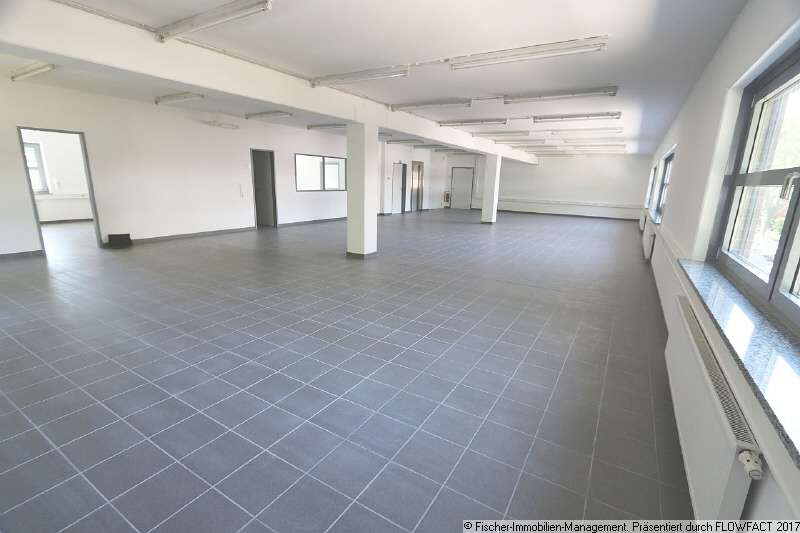 Büro in Ahrensburg 3.057,38 € 244.59 m²