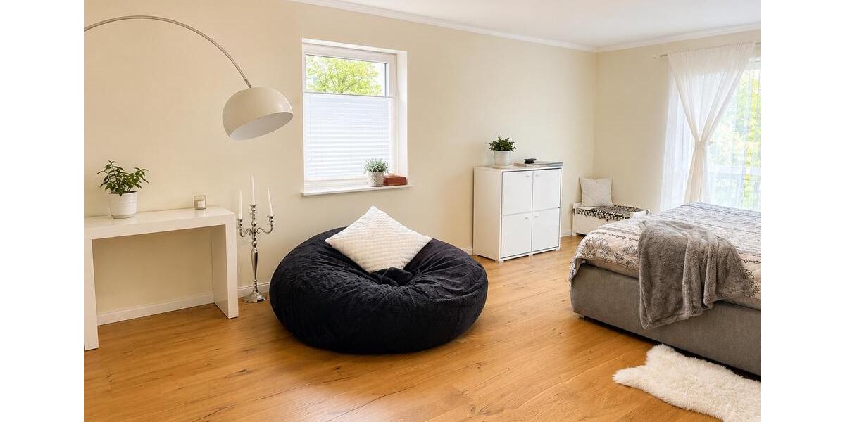 Doppelhaushälfte Quickborn - 4 Zimmer, 150 m&sup2;, 2.400&euro; | Angebot:26612523
