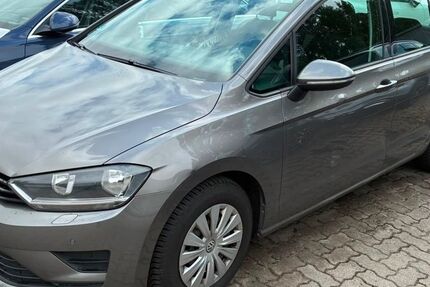 VW Golf 98.000 km 9.800 &euro; Hamburg 22043