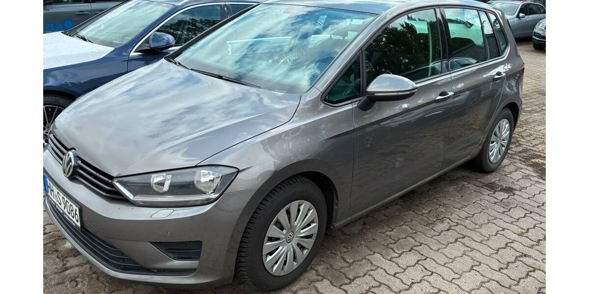 VW Golf 98.000 km 9.800 &euro; Hamburg 22043