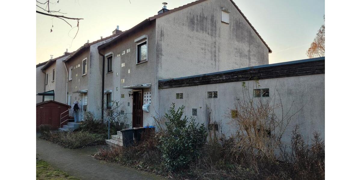 Reihenhaus Norderstedt Glashütte - 6 Zimmer, 150 m&sup2;, 420.000&euro; | Angebot:26959445