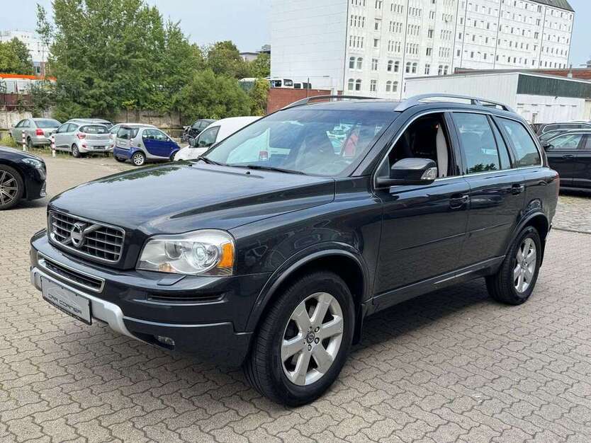 Volvo XC90 240.533 km 12.450 € Hamburg 20537