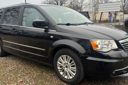 Lancia Voyager 175.000 km 9.990 &euro; Norderstedt 22851