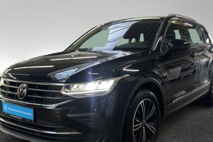 VW Tiguan 48.485 km 28.888 &euro; Hamburg 22761