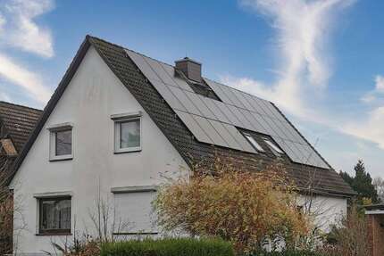 Haus Hamburg Wandsbek - 8 Zimmer, 180 m&sup2;, 2.800&euro; | Angebot:26308311