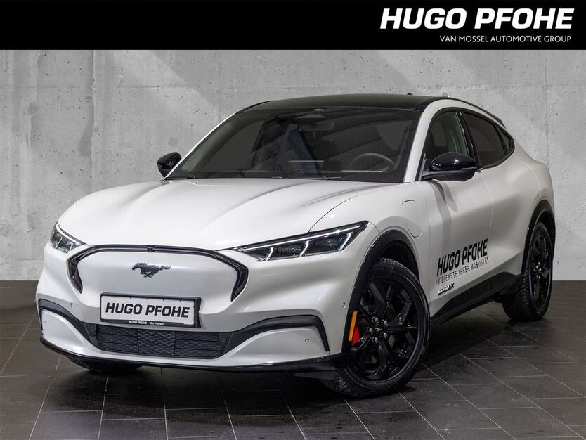 Ford Mustang Mach-E 26.211 km 45.110 € Hamburg 22335