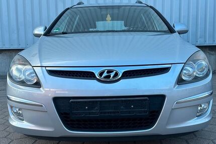 Hyundai i30 98.907 km 5.700 &euro; Hamburg 20539