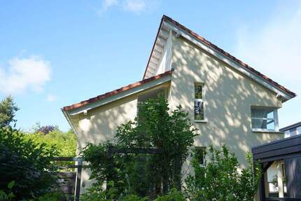 NUR NOCH WARTELISTE: Wohlfühloase - nur wenige Minuten zum Volksdorfer Marktplatz 4 zimmer