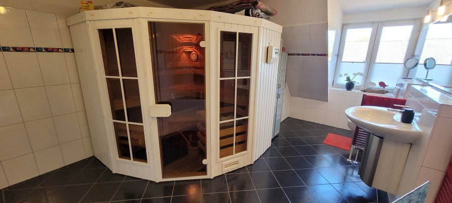 Provisionsfrei* Penthouse-Whg mit Sauna & Kamin in gute Hände abzugeben - Einfamilienhaus Barsbüttel | Angebot:26272714