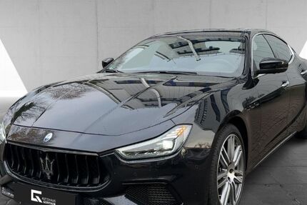 Maserati Ghibli 37.224 km 60.880 &euro; Hamburg 20537