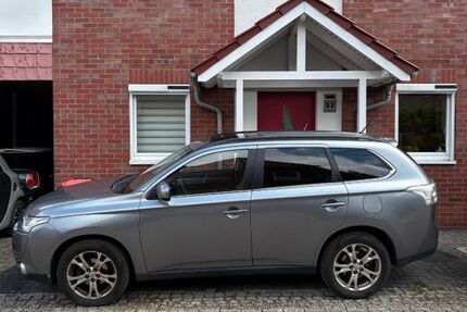 Mitsubishi Outlander 164.500 km 7.400 &euro; Hamburg 21031