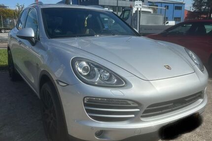 Porsche Cayenne 243.980 km 18.900 &euro; Hamburg 21107