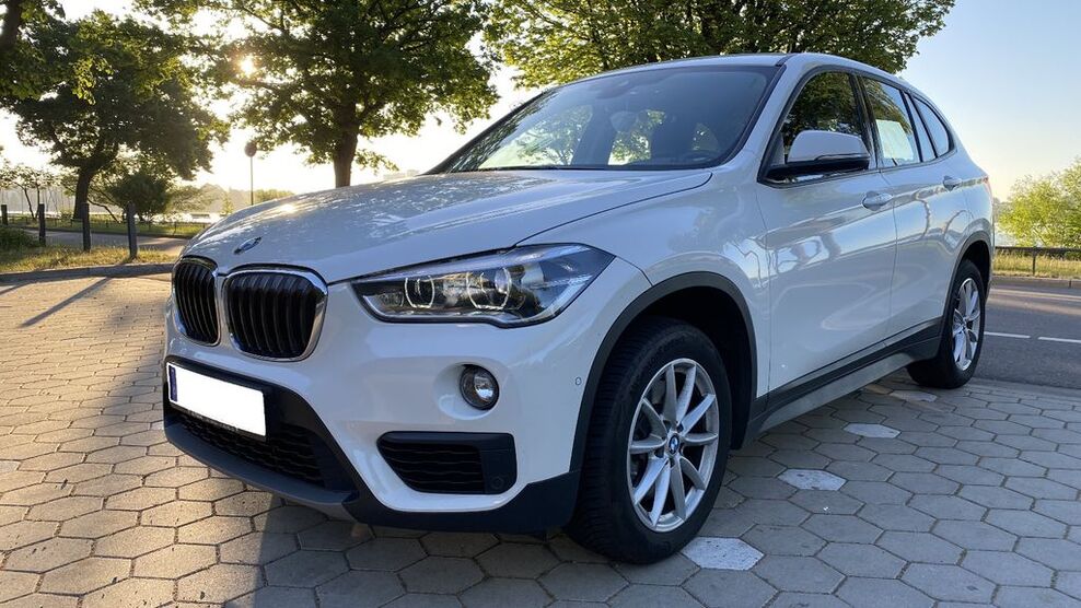 BMW X1 160.000 km 17.899 € Hamburg 20149