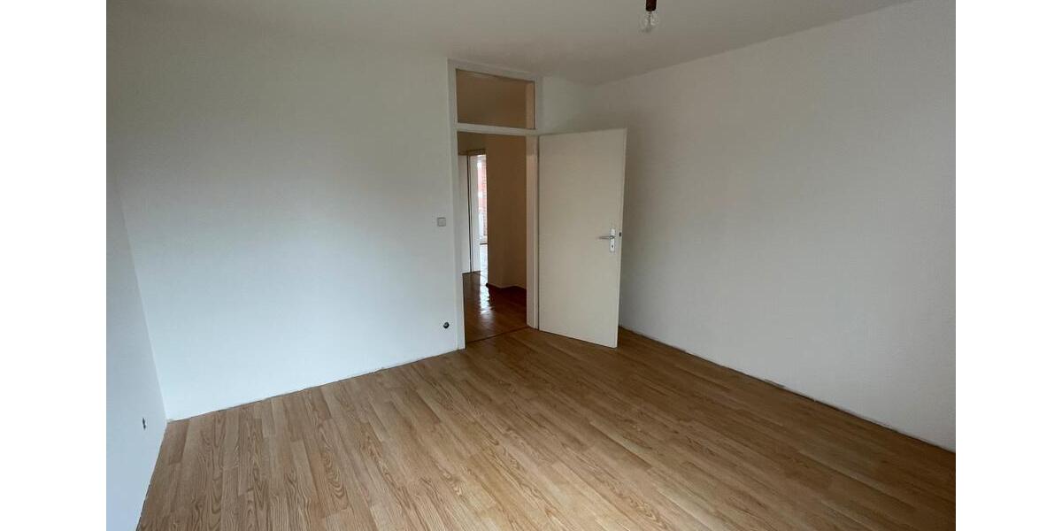 Etagenwohnung Reinbek - 4 Zimmer, 99 m&sup2;, 1.385&euro; | Angebot:25517245