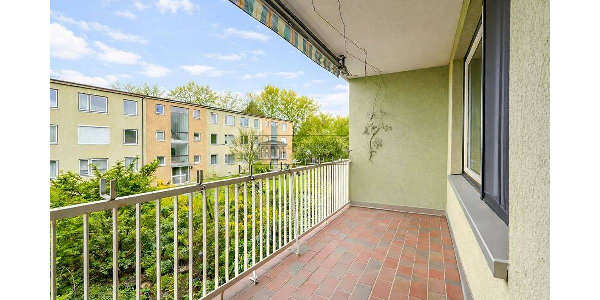 Etagenwohnung Hamburg Farmsen-Berne - 3 Zimmer, 79 m&sup2;, 349.000&euro; | Angebot:26275406