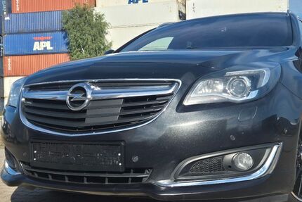 Opel Insignia 234.000 km 8.499 € Hamburg 20457