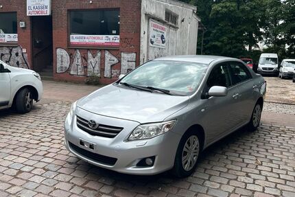 Toyota Corolla 145.328 km 4.300 € HAMBURG 22113
