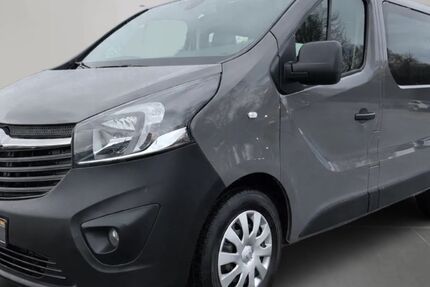 Opel Vivaro 86.695 km 18.990 &euro; Hamburg 20539