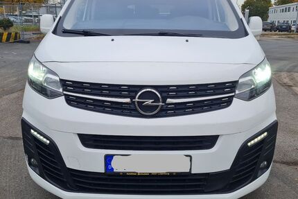 Opel Vivaro 360.400 km 14.950 &euro; Hamburg 20537