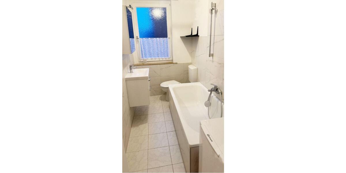 Helle 1-Zimmer-Wohnung mit Einbauküche und Balkon in Harburg 1 zimmer