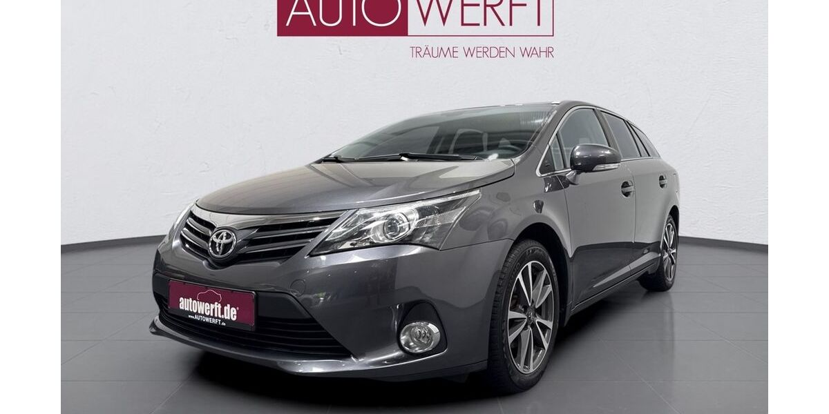 Toyota Avensis 114.505 km 11.900 &euro; Ahrensburg 22926