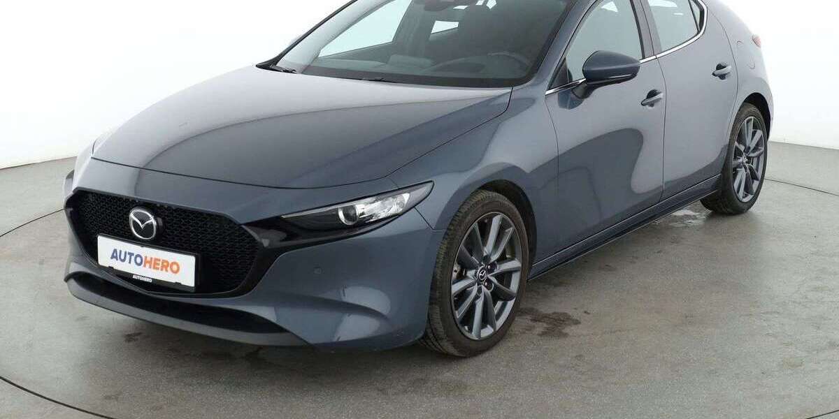 Mazda 3 21.888 km 17.390 &euro; Hamburg 22529