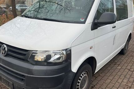 VW T5 Transporter 209.000 km 5.690 € Hamburg 22043