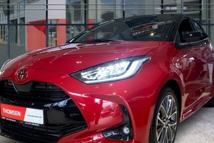 Toyota Yaris 13.837 km 23.449 &euro; Halstenbek 25469