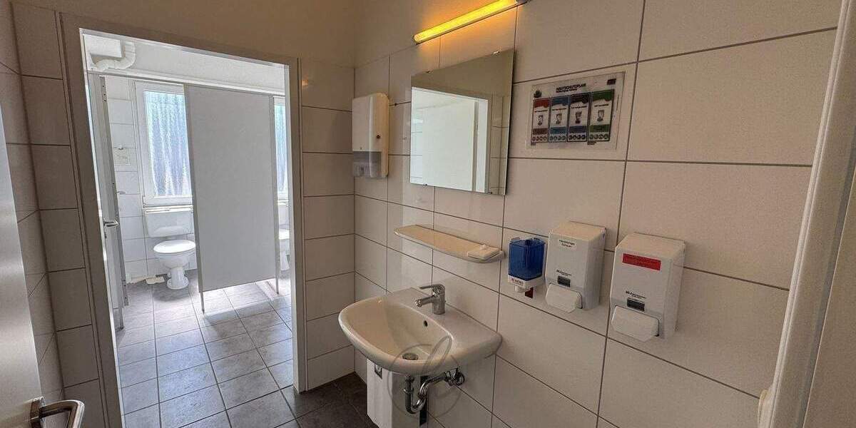 Gewerbeobjekt Hamburg Billbrook - 6 Zimmer, 180 m&sup2;, 1.962&euro; | Angebot:26731374