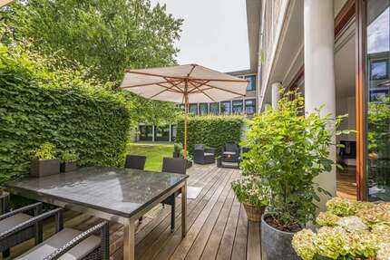 Wohnung zum Mieten in Hamburg 3.870 € 256 m² 4 zimmer