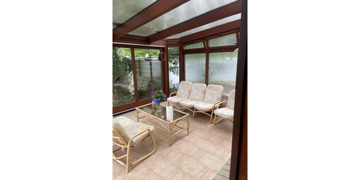 Einfamilienhaus zur Miete in Tornesch – 121 m² Wohnfläche Zur Vermietung steht ein gepflegtes Einfamilienhaus mit einer Wohnfläche von ca. 121 m² in ruhiger Wohnlage von Tornesch (Pfahlwed... 4 zimmer