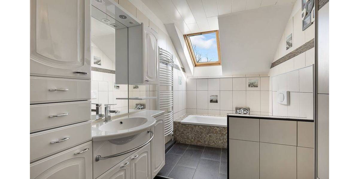 Einfamilienhaus Hamburg Finkenwerder - 4 Zimmer, 208 m&sup2;, 595.000&euro; | Angebot:26805122