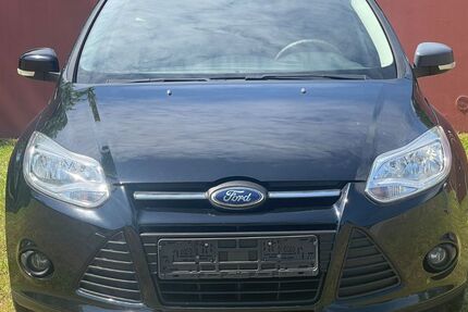 Ford Focus 175.000 km 4.390 &euro; Uetersen 25436